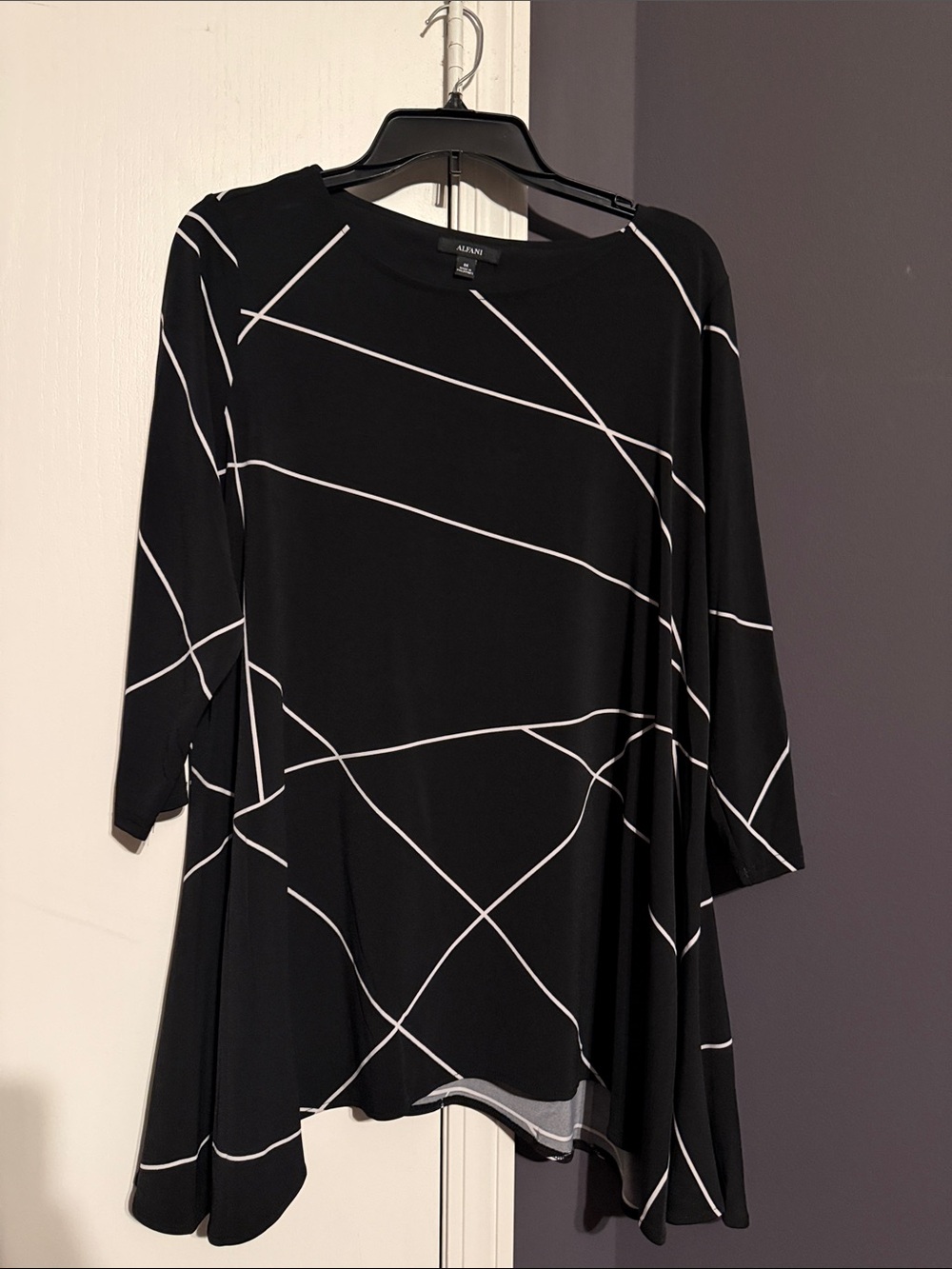 Alfani Black and White Printed Long-Sleeve Blouse